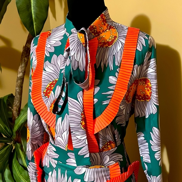 Sunflower Skirt Set - Picture 7 of 11